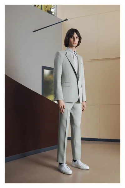 Look 3